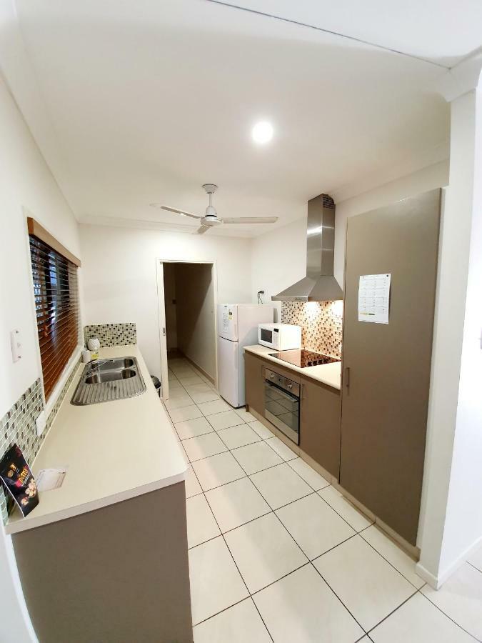 3 Bedroom Central Home Таунсвилл Экстерьер фото