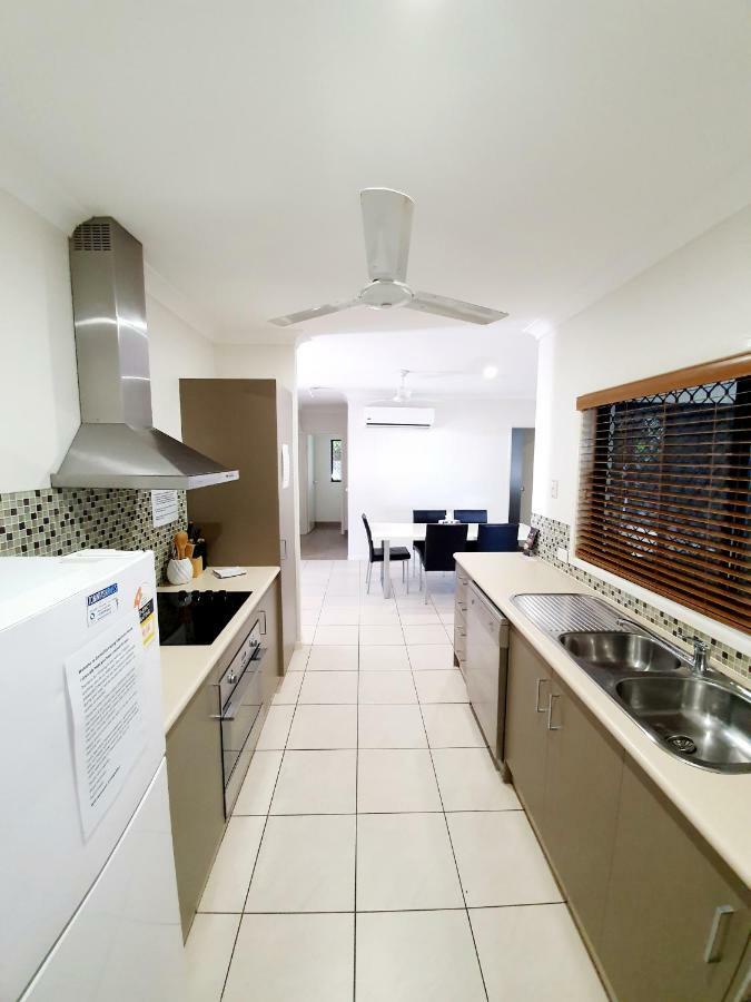 3 Bedroom Central Home Таунсвилл Экстерьер фото